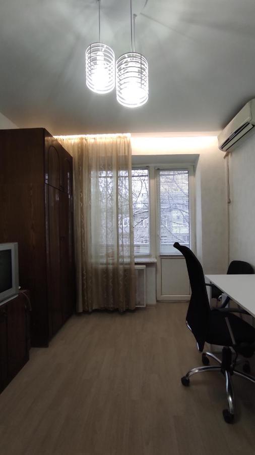 Two room apartment Odessa Exterior foto